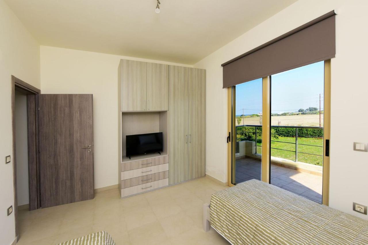 Stelia Luxury Apartments Kalavarda Ngoại thất bức ảnh