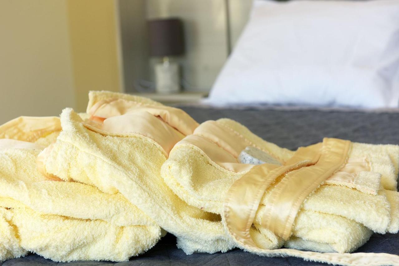 Stelia Luxury Apartments Kalavarda Ngoại thất bức ảnh