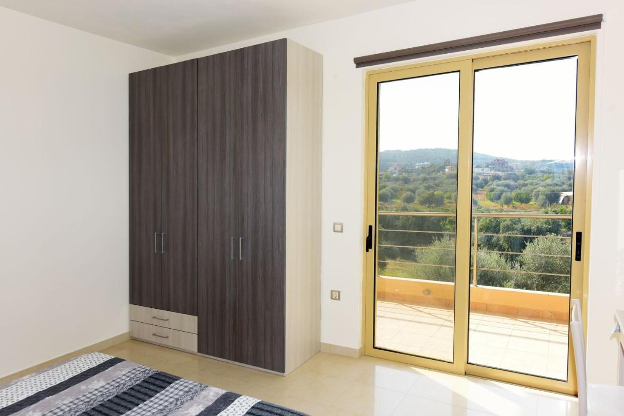 Stelia Luxury Apartments Kalavarda Ngoại thất bức ảnh