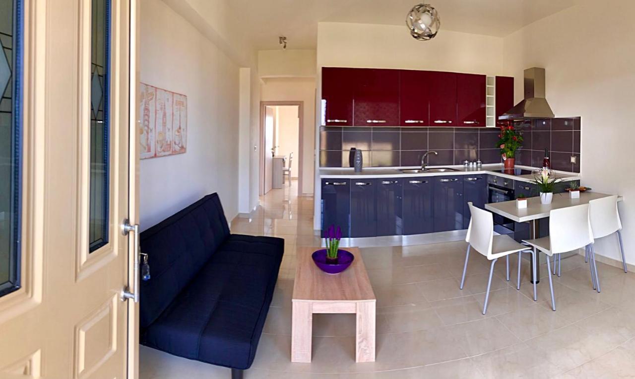 Stelia Luxury Apartments Kalavarda Ngoại thất bức ảnh