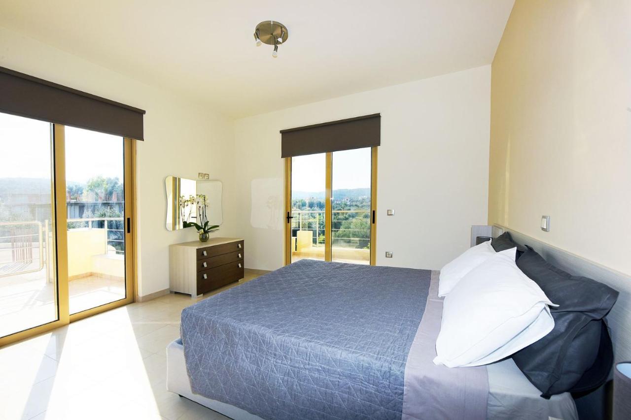 Stelia Luxury Apartments Kalavarda Ngoại thất bức ảnh