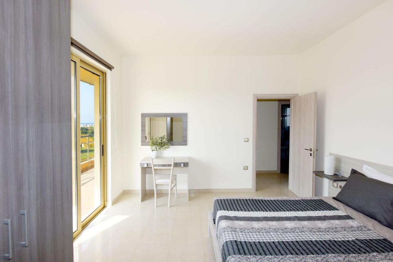 Stelia Luxury Apartments Kalavarda Ngoại thất bức ảnh